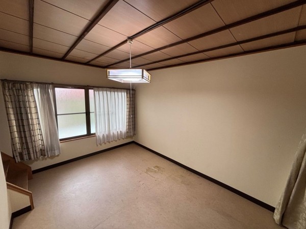 諏訪市大手、中古一戸建ての画像です