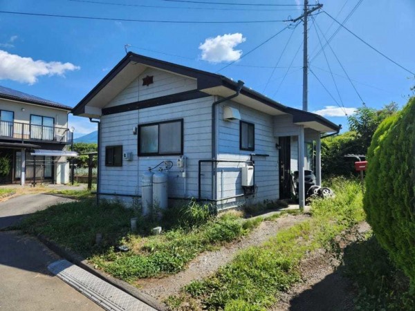 茅野市豊平、中古一戸建ての画像です