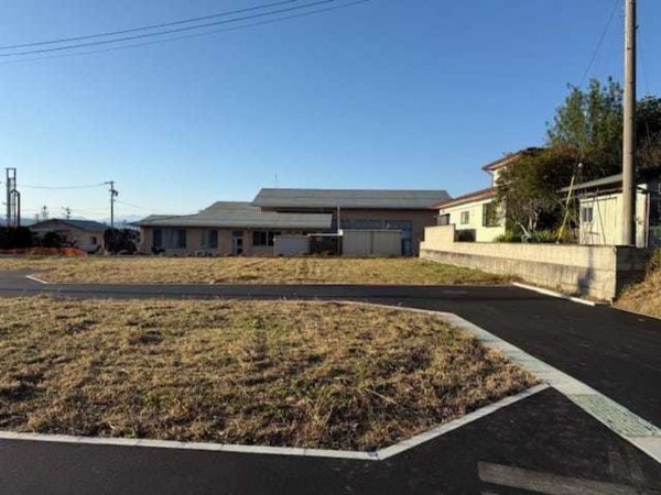 茅野市ちの、土地の画像です