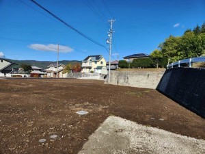 茅野市湖東、土地の画像です