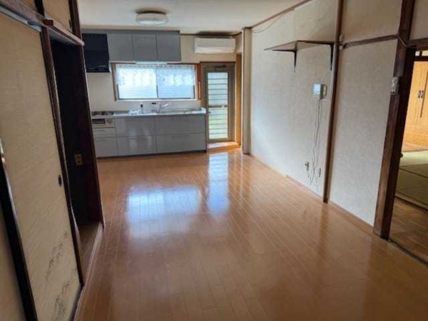 諏訪郡下諏訪町西四王、中古一戸建ての画像です