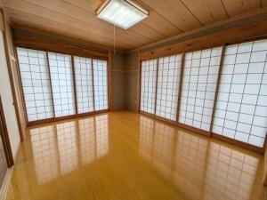 茅野市玉川、中古一戸建ての画像です