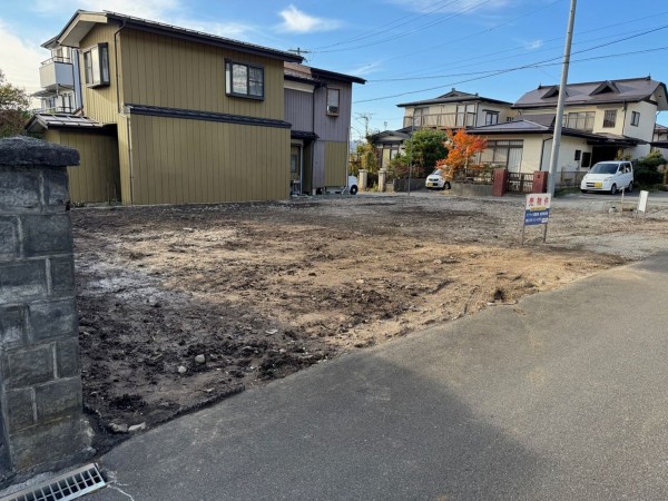 諏訪市、土地の画像です