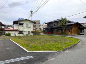 茅野市ちの、土地の画像です