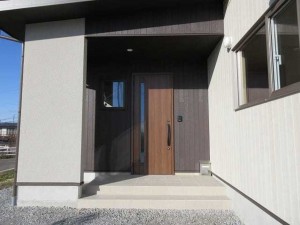 茅野市泉野、中古一戸建ての画像です