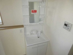 茅野市泉野、中古一戸建ての画像です