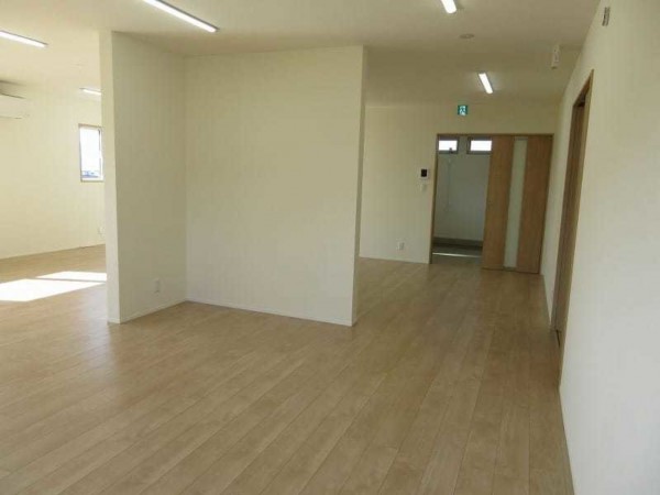 茅野市泉野、中古一戸建ての画像です