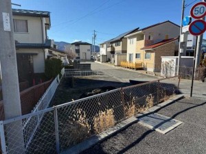 諏訪市、土地の画像です