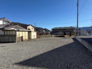 諏訪市、土地の画像です