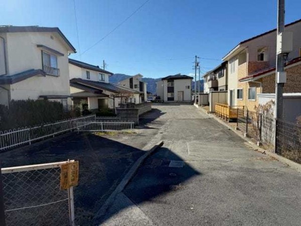 諏訪市、土地の画像です
