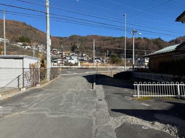 諏訪市、土地の画像です