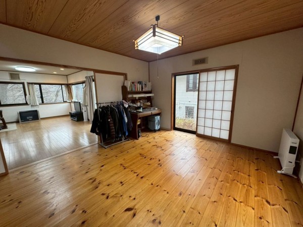 茅野市ちの、中古一戸建ての画像です