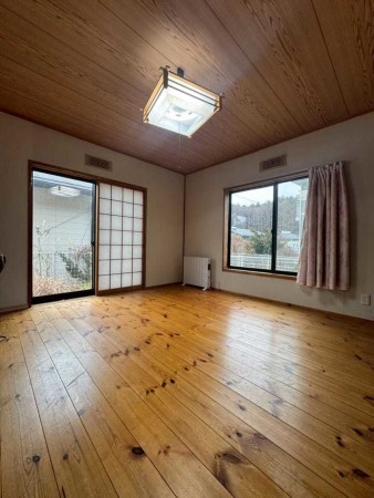 茅野市ちの、中古一戸建ての画像です