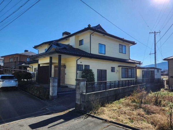 茅野市玉川、中古一戸建ての画像です