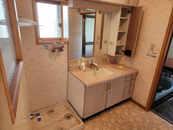 茅野市玉川、中古一戸建ての画像です