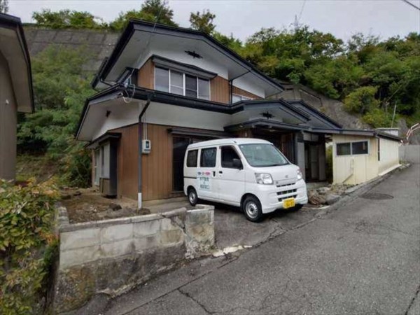 諏訪市岡村、中古一戸建ての画像です