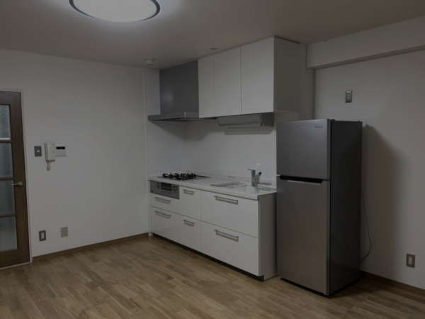 諏訪市、マンションの画像です