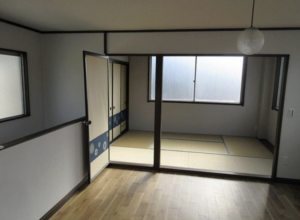 諏訪市大手、中古一戸建ての画像です