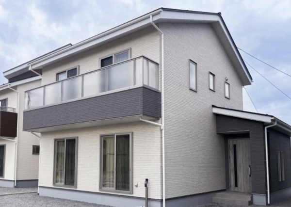 諏訪市、新築一戸建ての画像です