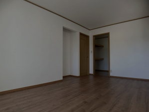 茅野市米沢、中古一戸建ての画像です