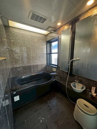 諏訪市、中古一戸建ての画像です