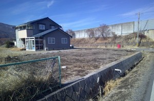 諏訪市、土地の画像です