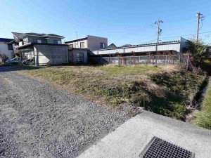 諏訪市、土地の画像です