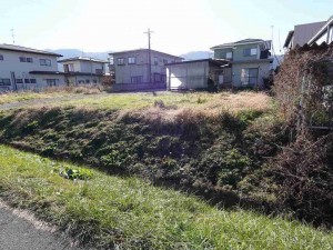 諏訪市、土地の画像です