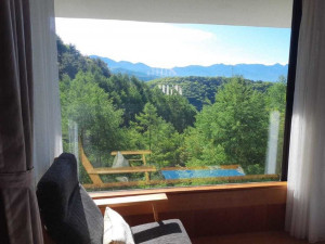 茅野市北山、マンションの画像です