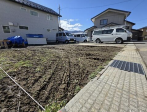 諏訪市、土地の画像です