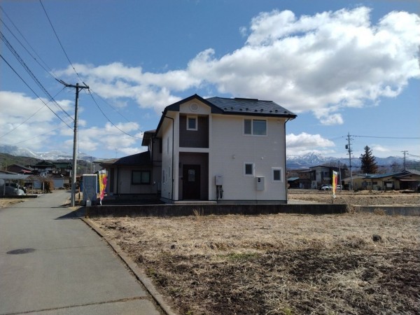 茅野市、中古一戸建ての画像です