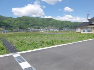 諏訪市、土地の画像です