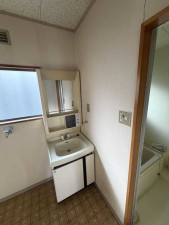 諏訪市、中古一戸建ての画像です