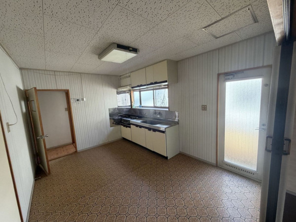 諏訪市、中古一戸建ての画像です