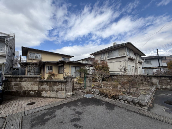 諏訪市、中古一戸建ての画像です