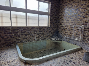 諏訪郡下諏訪町塚田町、中古一戸建ての画像です