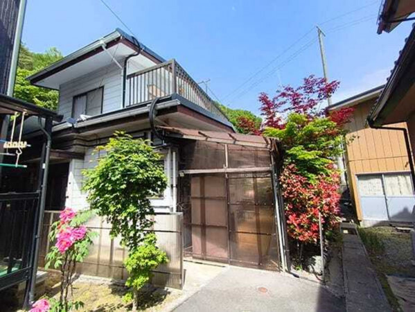 茅野市塚原、中古一戸建ての画像です