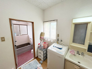 諏訪市、中古一戸建ての画像です