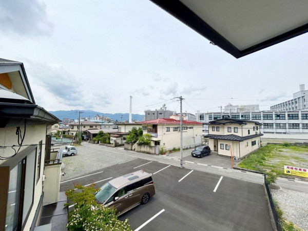 諏訪市、中古一戸建ての画像です