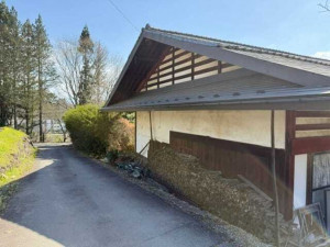 茅野市泉野、中古一戸建ての画像です