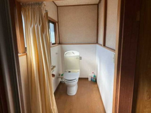 茅野市泉野、中古一戸建ての画像です