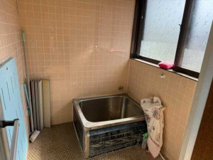 茅野市泉野、中古一戸建ての画像です