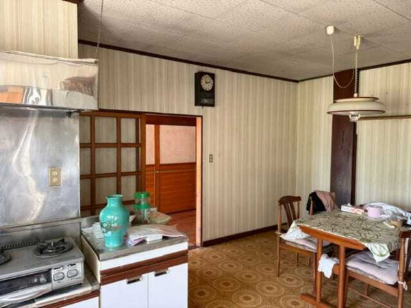 茅野市泉野、中古一戸建ての画像です
