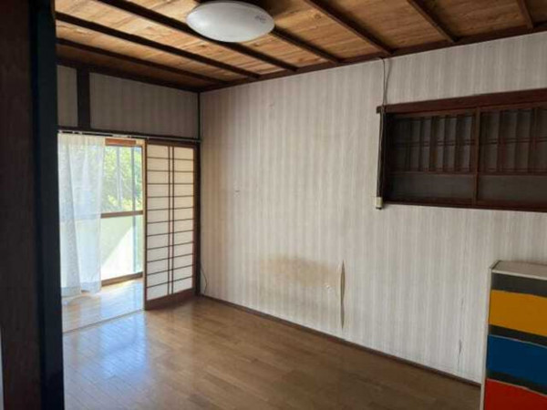 茅野市泉野、中古一戸建ての画像です