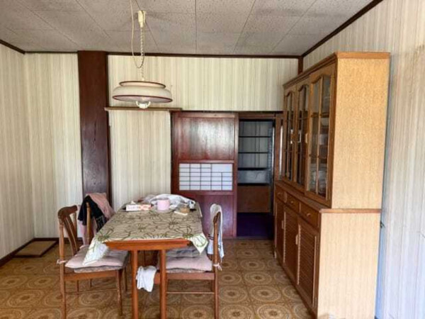 茅野市泉野、中古一戸建ての画像です