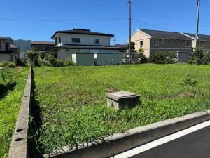 諏訪市城南、土地の画像です