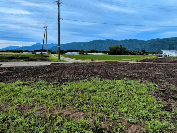 茅野市玉川、土地の画像です