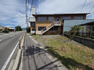 諏訪市、中古一戸建ての画像です