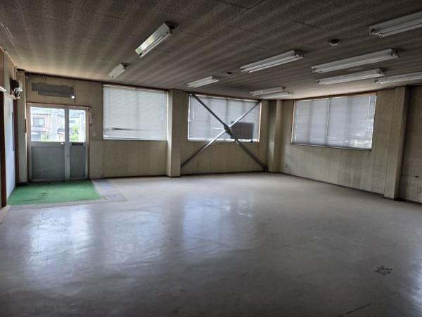 諏訪市、中古一戸建ての画像です