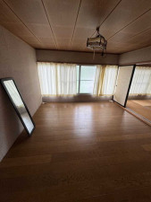 茅野市泉野、中古一戸建ての画像です